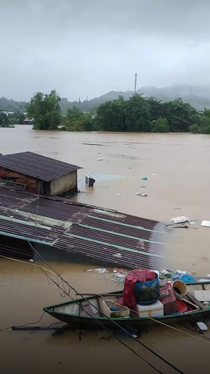 Ngập lụt diện rộng ở Đà Nẵng. Ảnh: TPO