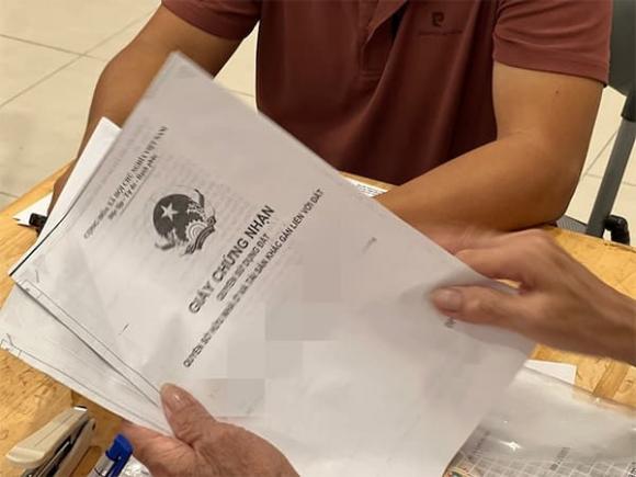 Để sử dụng tính năng này, trước hết người dân cần đăng nhập vào ứng dụng bằng định danh mức độ 2, đảm bảo độ bảo mật và xác thực thông tin cá nhân. 