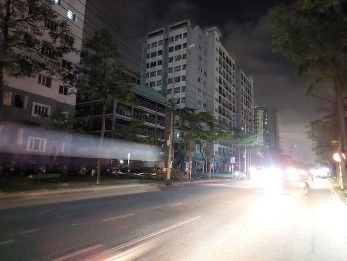 Vụ cháy nổ gây mất điện diện rộng, hàng trăm hộ dân chìm trong bóng tối