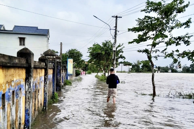 Hai anh em họ đuối nước thương tâm dưới cống- Ảnh 1.