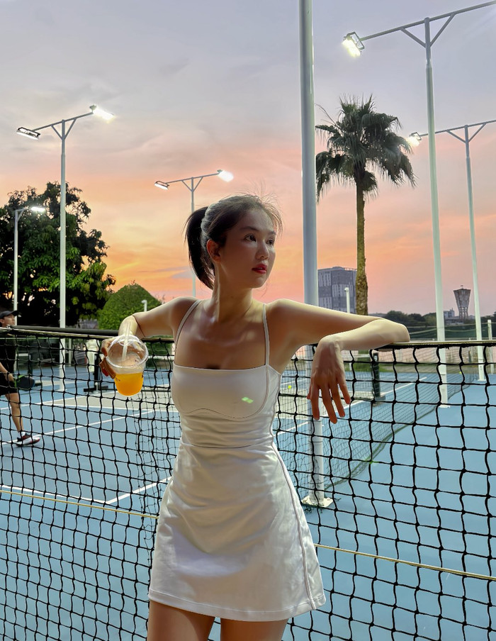 Ngọc Trinh chăm chỉ cập nhật ảnh đời thường lên mạng xã hội. Ảnh: FBNV