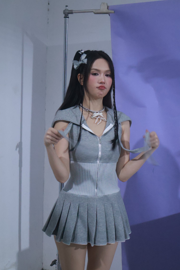 Ngọc Trinh dành nhiều thời gian cho công việc. Ảnh: FBNV