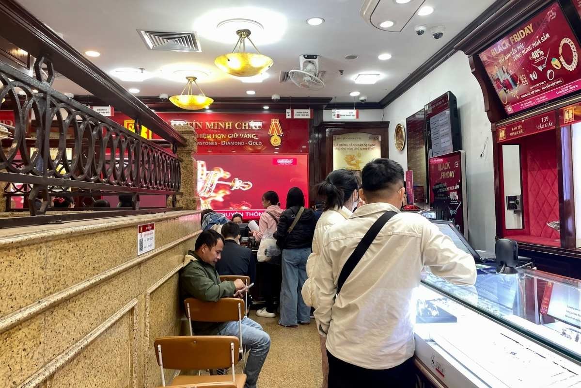 Bảng giá vàng hôm nay 1/12/2025: Giá vàng tăng 4 tháng liên tiếp