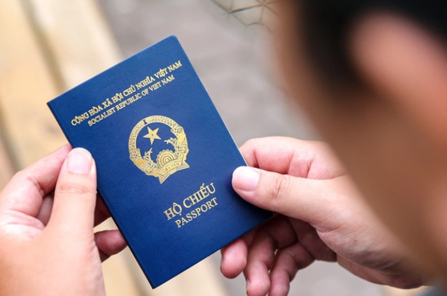 Từ 1/1/2026, hàng triệu người làm hộ chiếu (passport) không còn được hưởng quyền lợi đặc biệt - Ảnh 1.